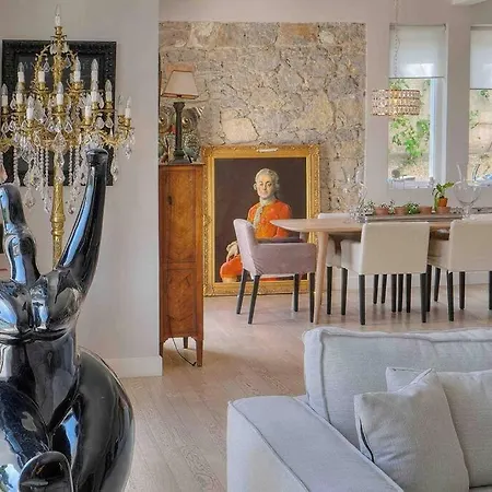 Maison De Charme - Piscine - 5 - *
